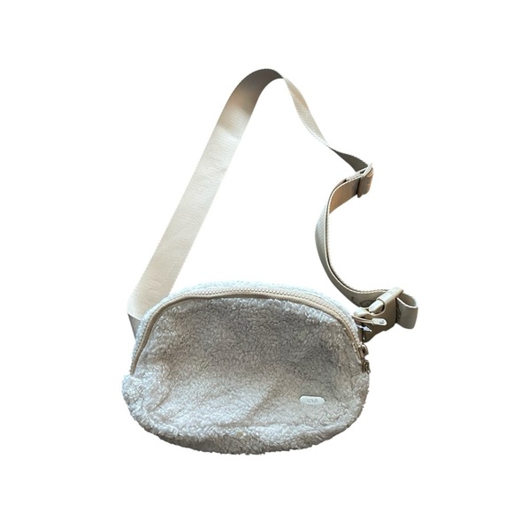 Lole Beige Sherpa Crossbody bag - Picture 2 of 12